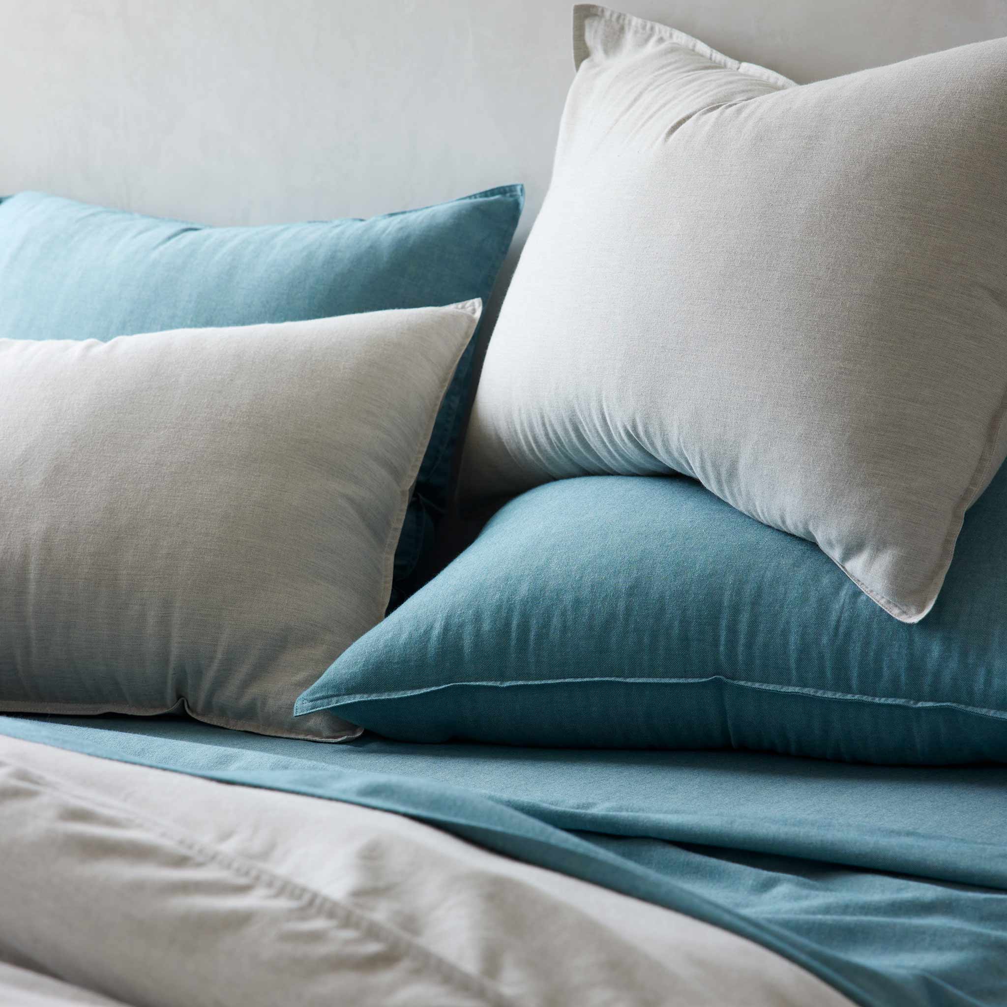 Heathered Cashmere Pillowcase Set - Image 8