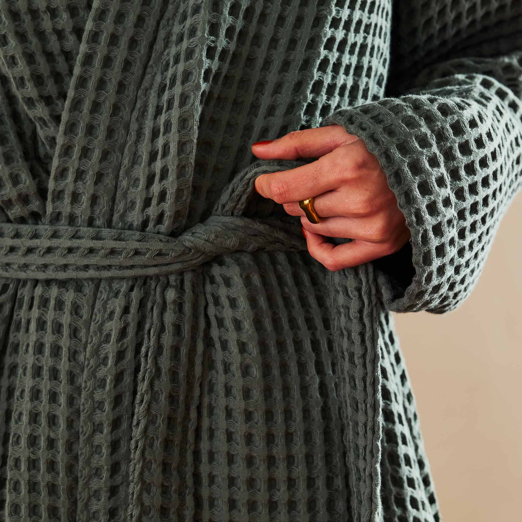 Dreamweave Waffle Robe - Image 11