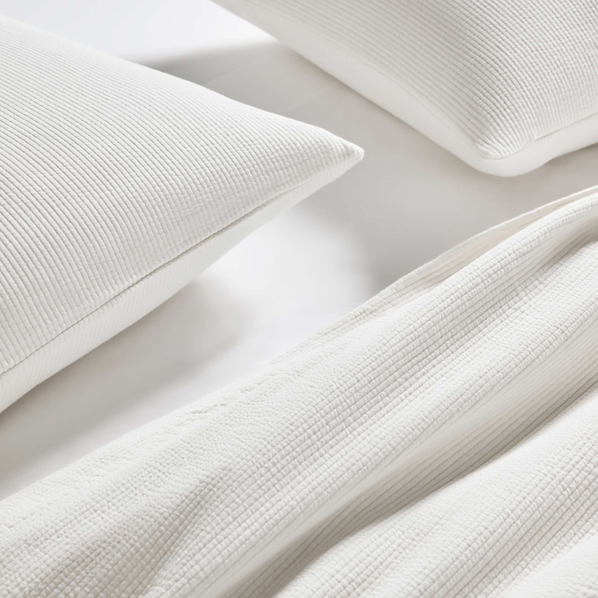 Ribbed Matelasse Quilt - Image 12