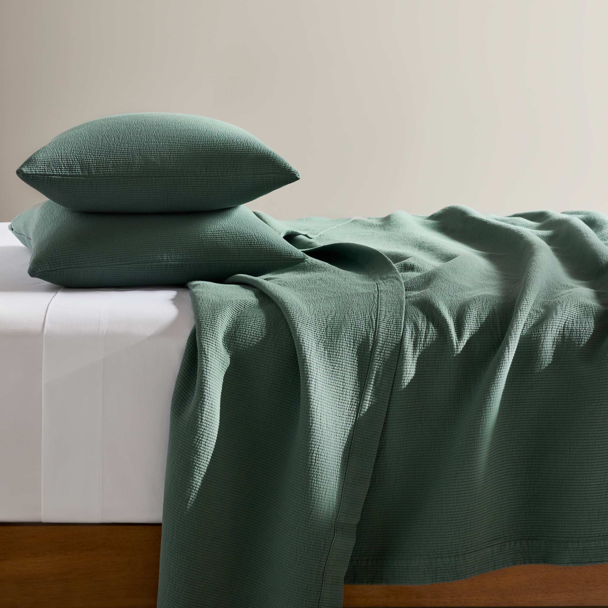 Ribbed Matelasse Sham Set - Image 28