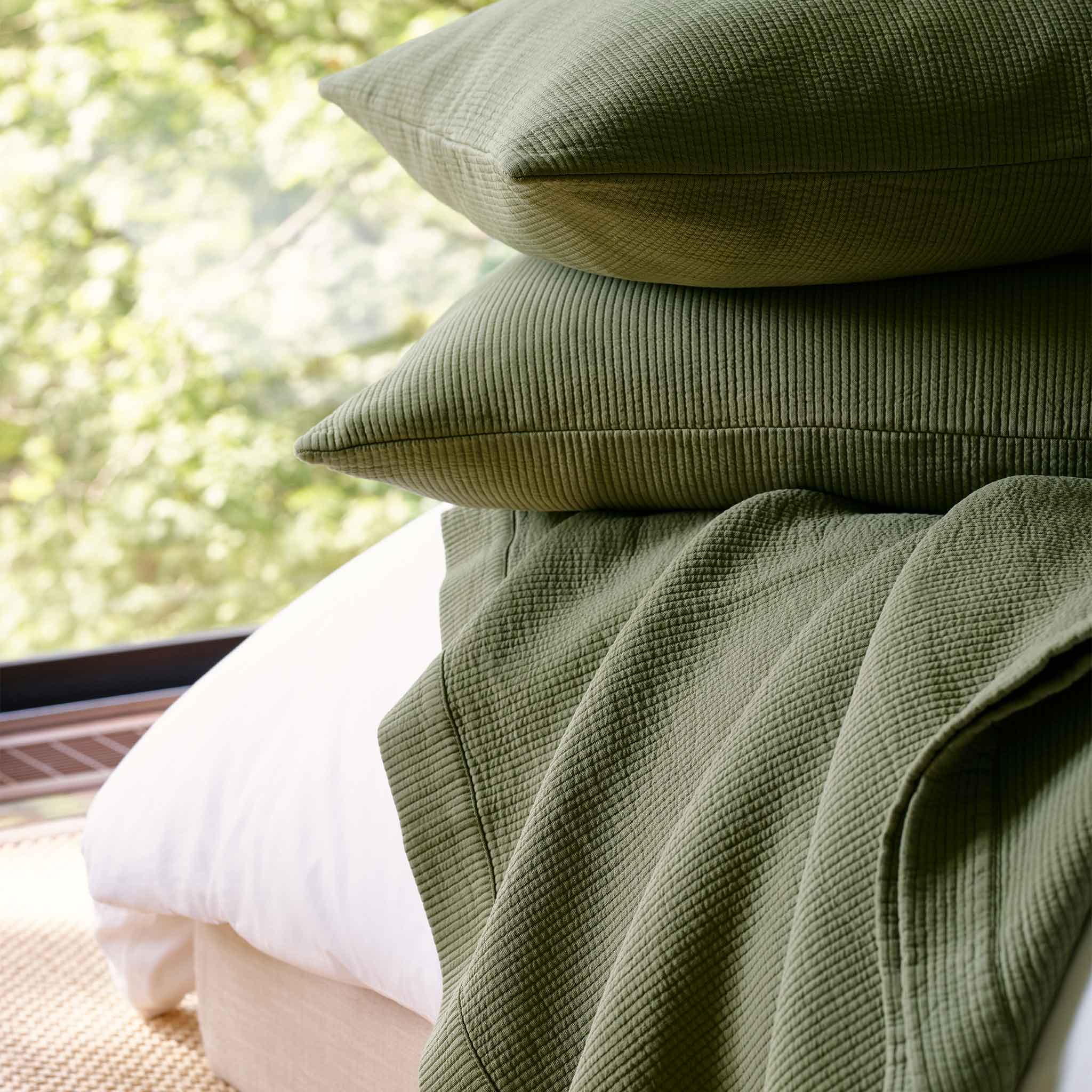 Ribbed Matelasse Sham Set - Image 18