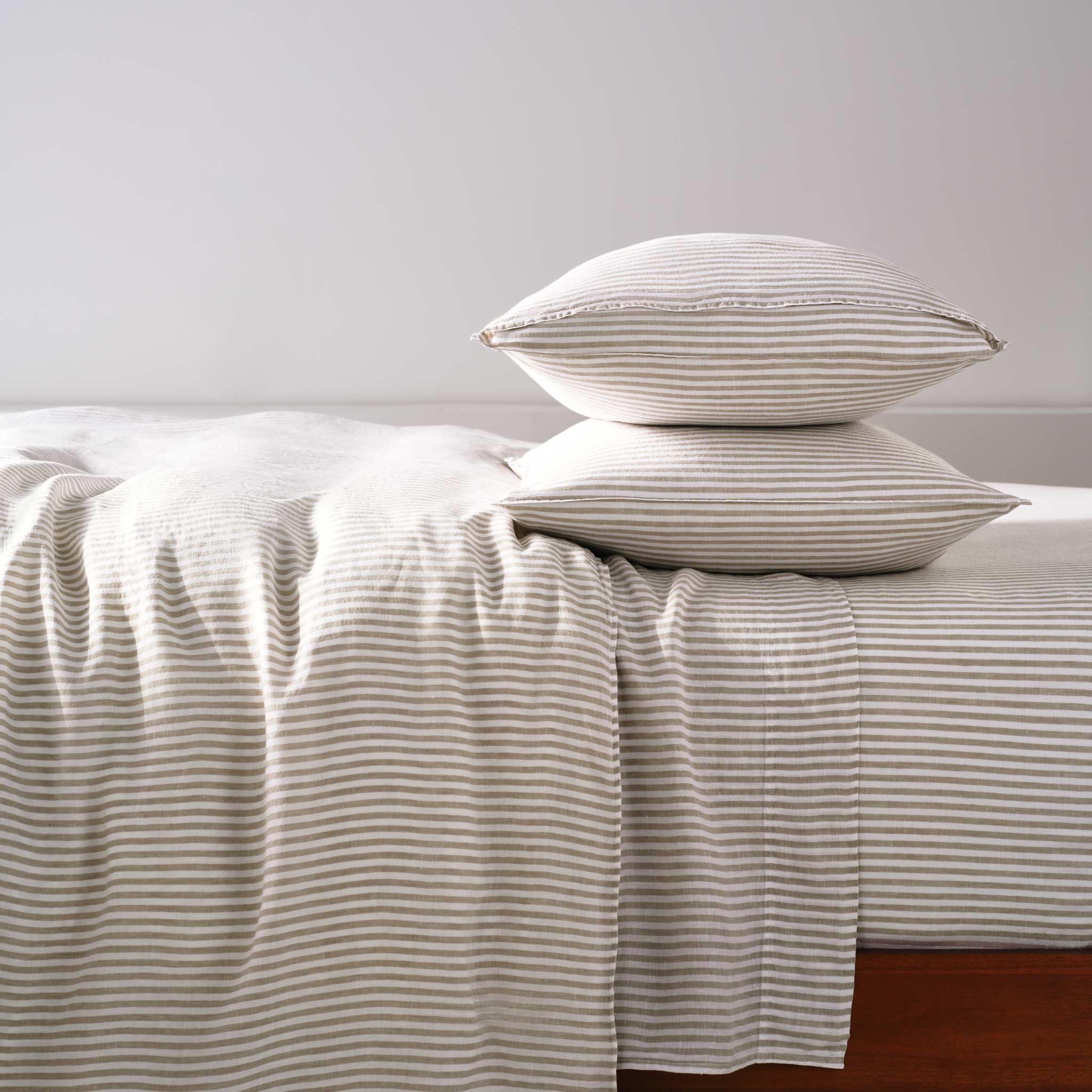 Washed European Linen Duvet Set - Image 15