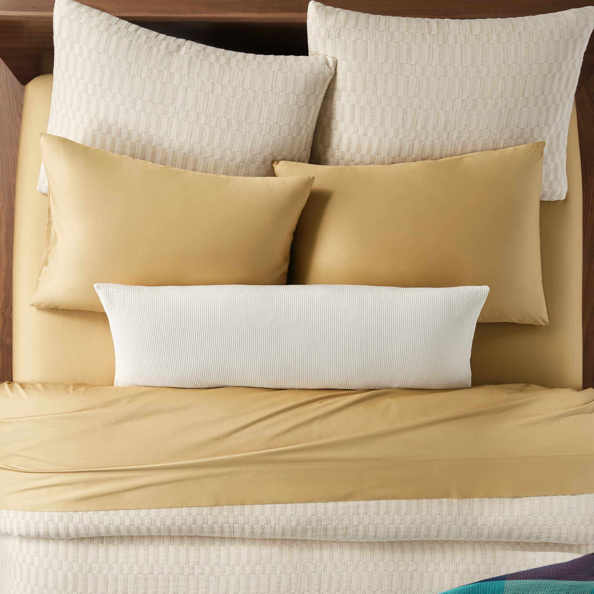 Ribbed Matelasse Lumbar Pillow Cover - Image 3