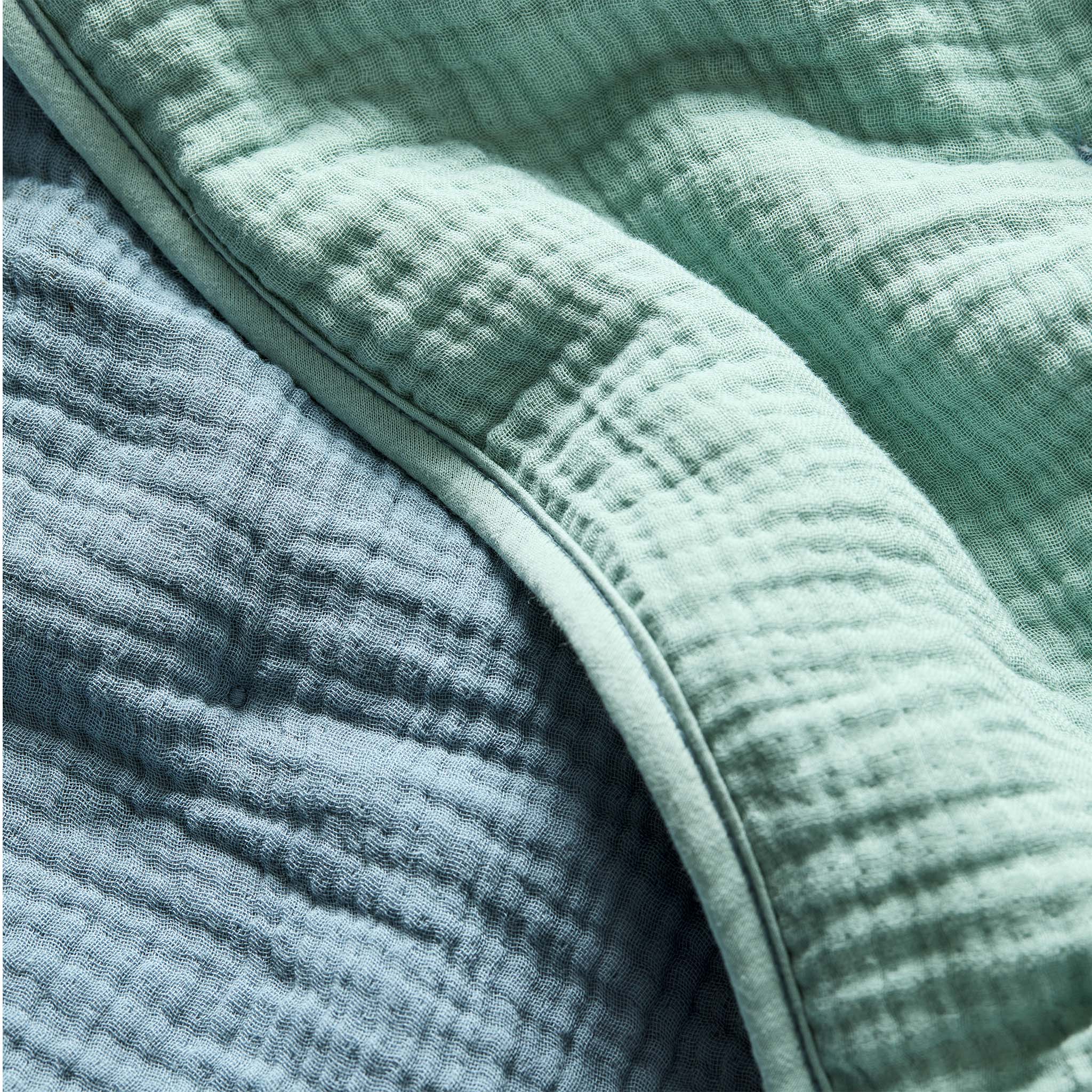 Breezeweave Reversible Cotton Comforter Set - Image 25