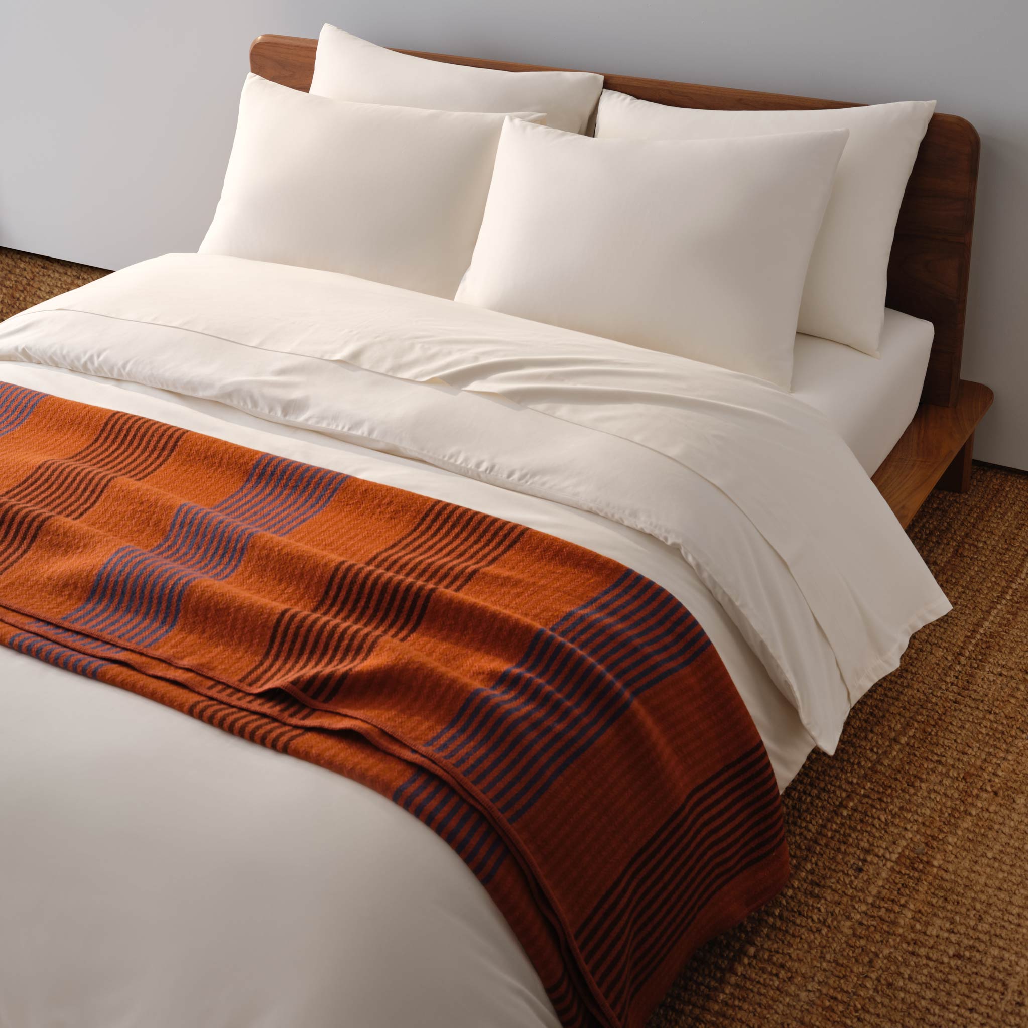 Heritage Wool Bed Blanket - Image 6
